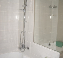 Пример установки сантехники «под ключ» в ванной комнате мастерами компании «Руки из плеч» в Москве