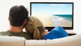 Как смотреть фильмы на телевизоре с компьютера?