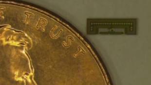 Учёные создали миниатюрное радио, работающее без батареек